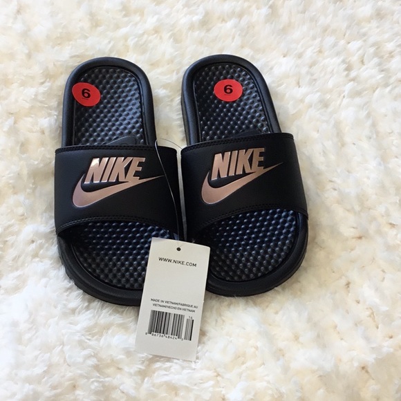Nike Women's Benassi Just Do It Sandal - Picture 2 of 5